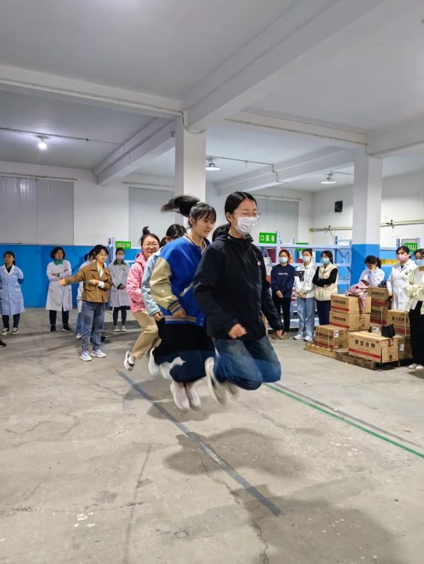 寧陽(yáng)一滕醫(yī)藥有限公司開展“五四”青年節(jié)系列活動(dòng)