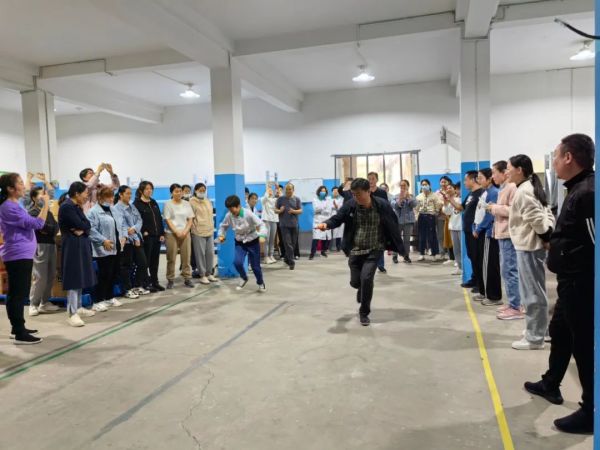 寧陽(yáng)一滕醫(yī)藥有限公司開展“五四”青年節(jié)系列活動(dòng)