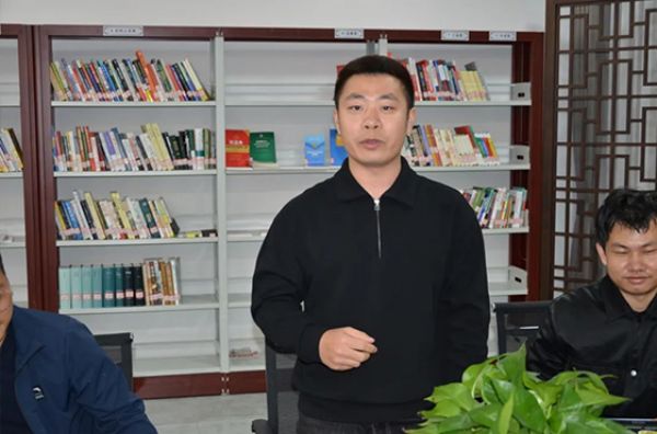 【春意正濃沐書香 享閱時光話成長】一滕集團組織開展世界讀書日讀書分享活動