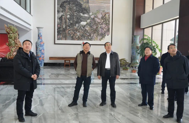 【關(guān)注】***安全生產(chǎn)協(xié)會副會長、礦山充填安全開采***礦山安監(jiān)局重點(diǎn)實驗室主任卜昌森到一滕集團(tuán)調(diào)研